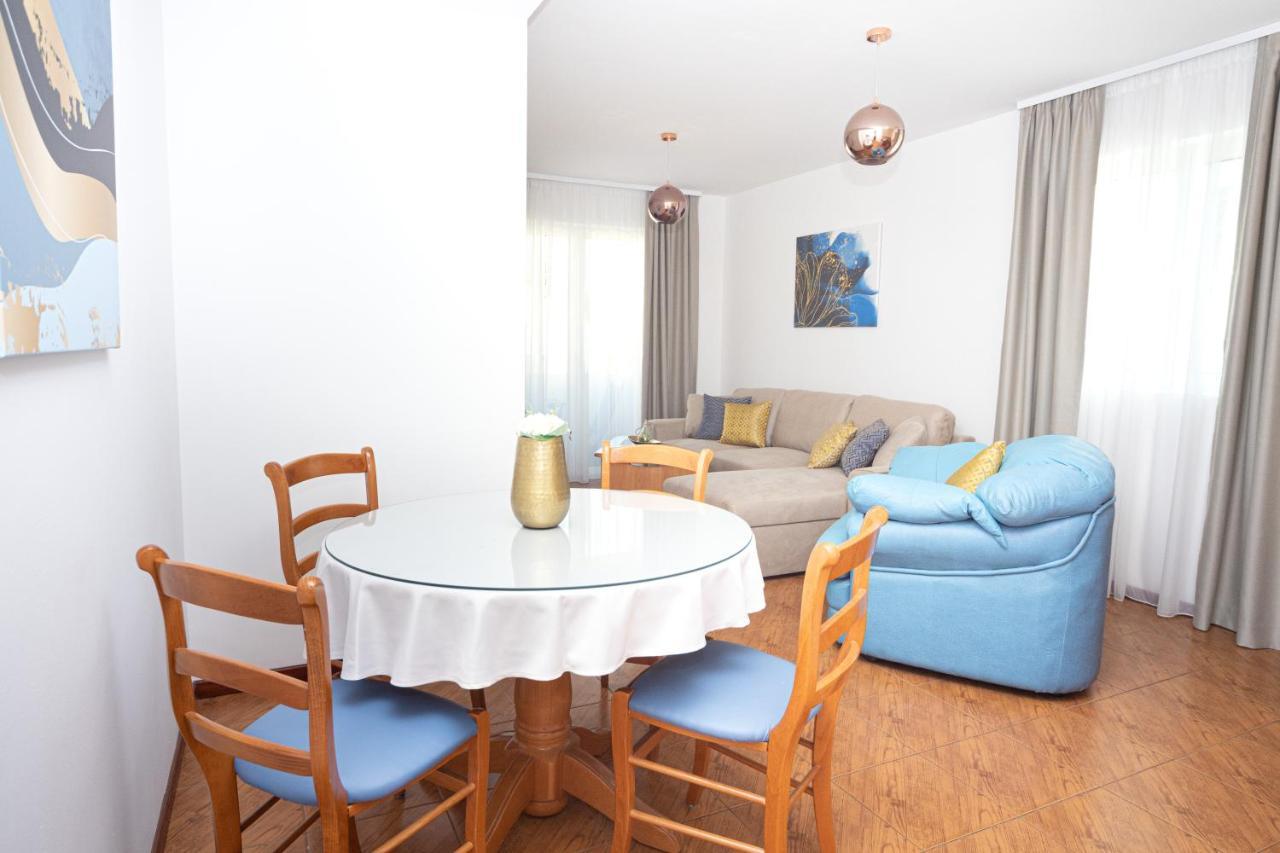 Apartments Adeona Tivat Extérieur photo