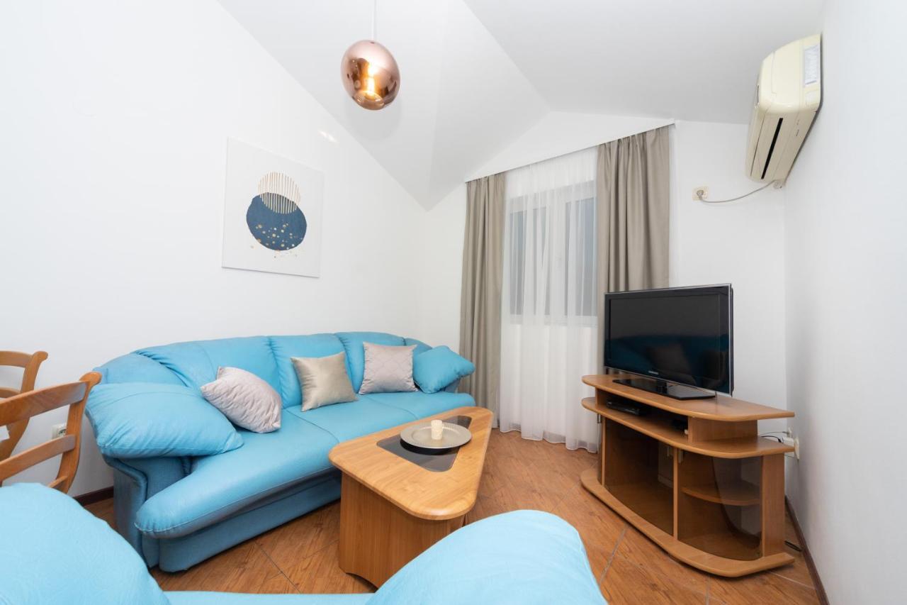 Apartments Adeona Tivat Extérieur photo